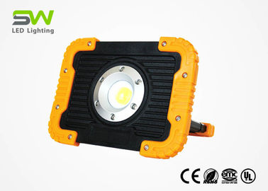 10 W Rechargeable Portable LED Flood Lights 1000 Lumen With USB Output
