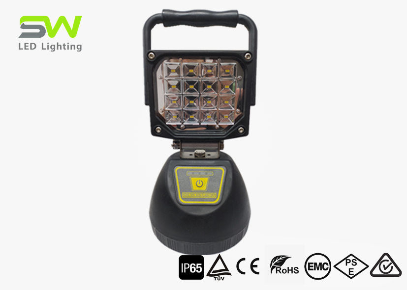 1100 Lumen Portable LED Flood Lights Versatile Site Battery Portable